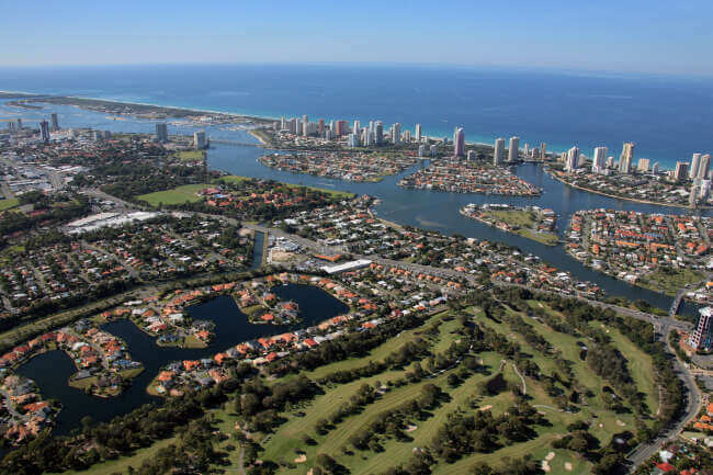 Piing Laundry and laundry service

 in Benowa Australia