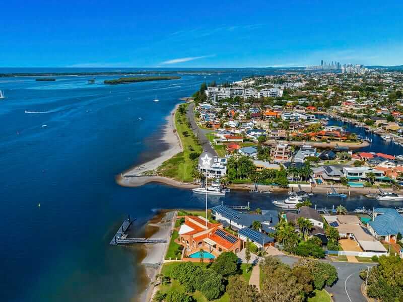 Piing dry cleaning and laundry service

 in Hollywell Australia